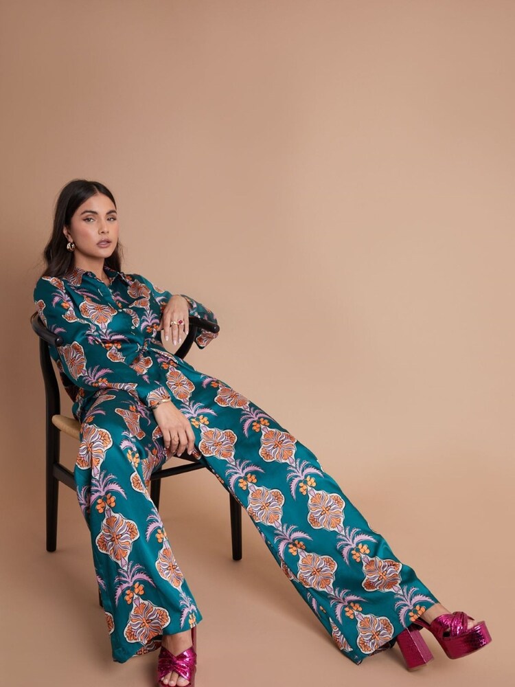 Another Sunday Long Sleeved Satin Oversized Shirt In Multi Print - Image 2 of 6 Another Sunday Long Sleeved Satin Oversized Shirt In Multi Print - Image 2 of 6