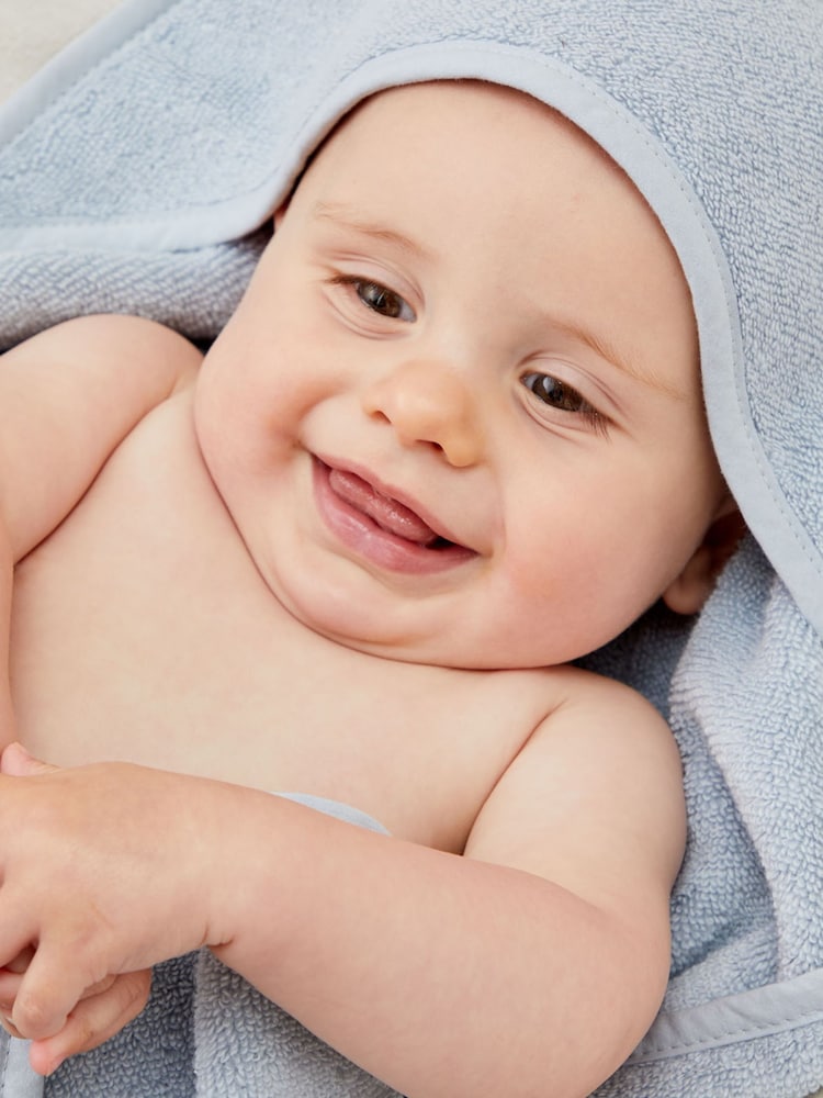 MORI Organic Cotton Super Soft Baby Hooded Towel - Image 2 of 5