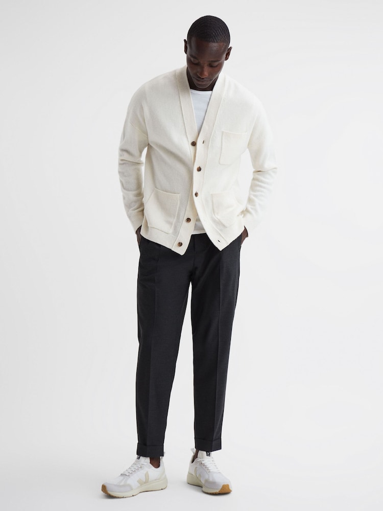 Reiss White Pierre Condor 2 Veja Mesh Running Trainers - Image 2 of 5 Reiss White Pierre Condor 2 Veja Mesh Running Trainers - Image 2 of 5