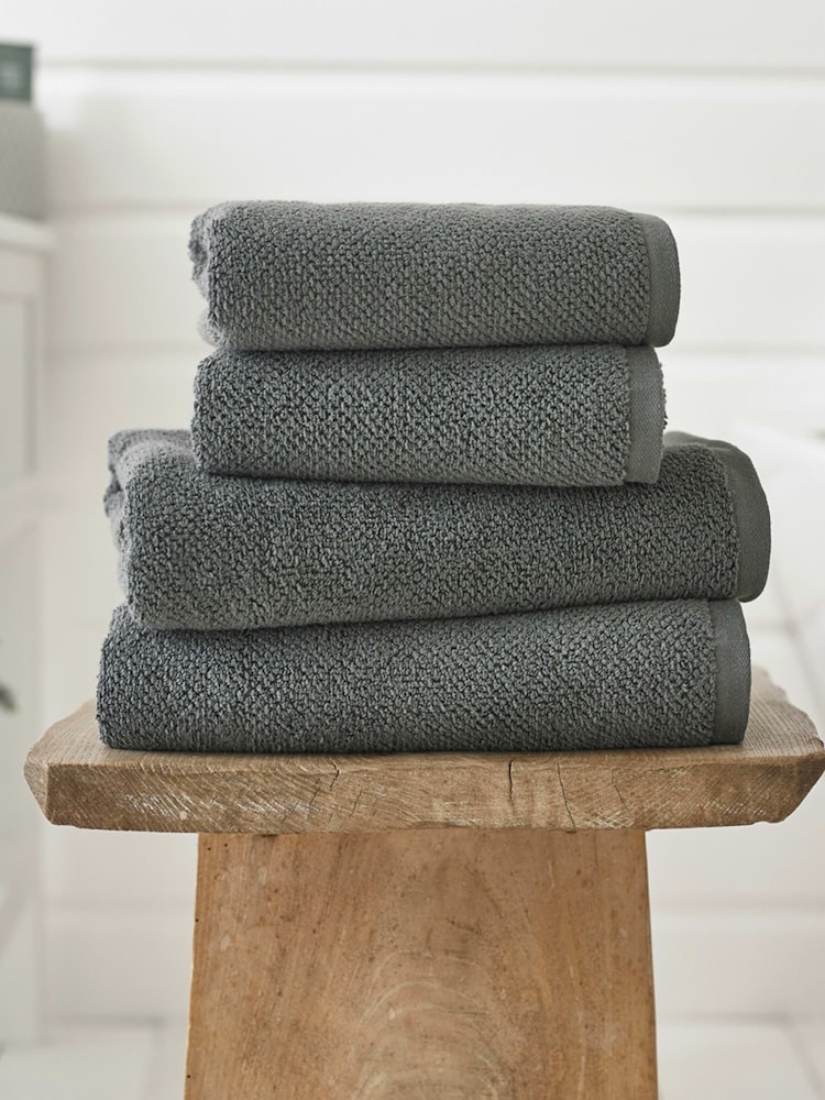 Deyongs Charcoal Romeo 100% Cotton Quick-Dry Towel - Image 1 of 2 Deyongs Charcoal Romeo 100% Cotton Quick-Dry Towel - Image 1 of 2
