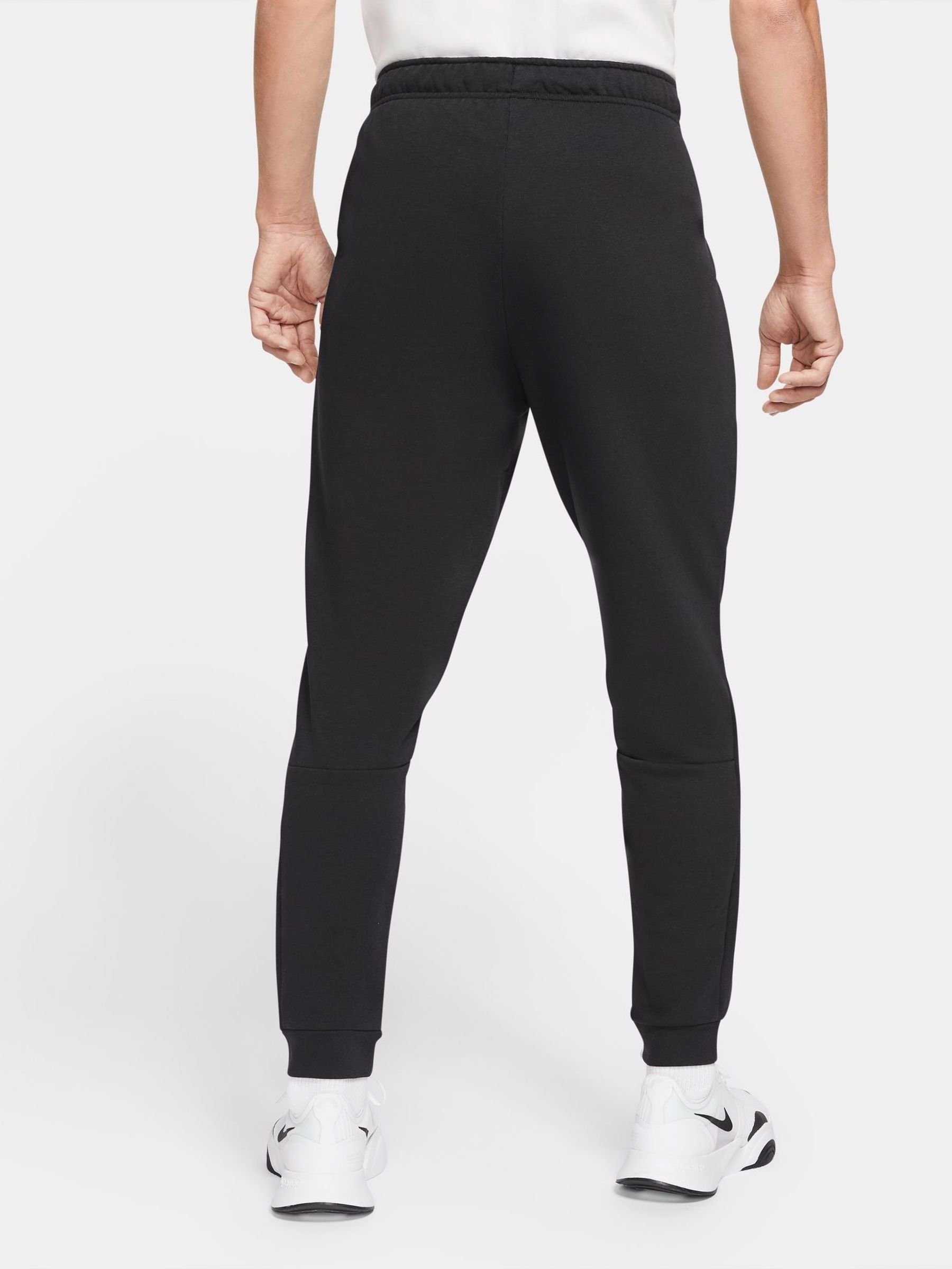 Nike football dry squad tapered joggers 2025