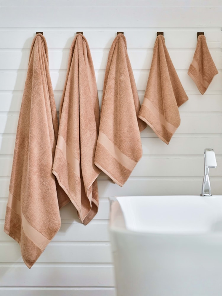 Deyongs Coral Egyptian Cotton Embrace Towel - Image 2 of 4 Deyongs Coral Egyptian Cotton Embrace Towel - Image 2 of 4