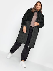 Yours Curve Black Mixed Teddy Quilted Coat - Image 2 of 5