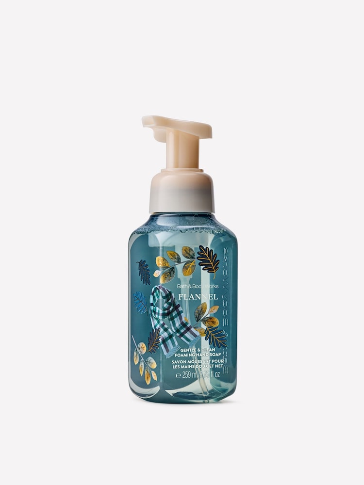Bath & Body Works Flannel Gentle & Clean Foaming Hand Soap 259ml - Image 1 of 3 Bath & Body Works Flannel Gentle & Clean Foaming Hand Soap 259ml - Image 1 of 3