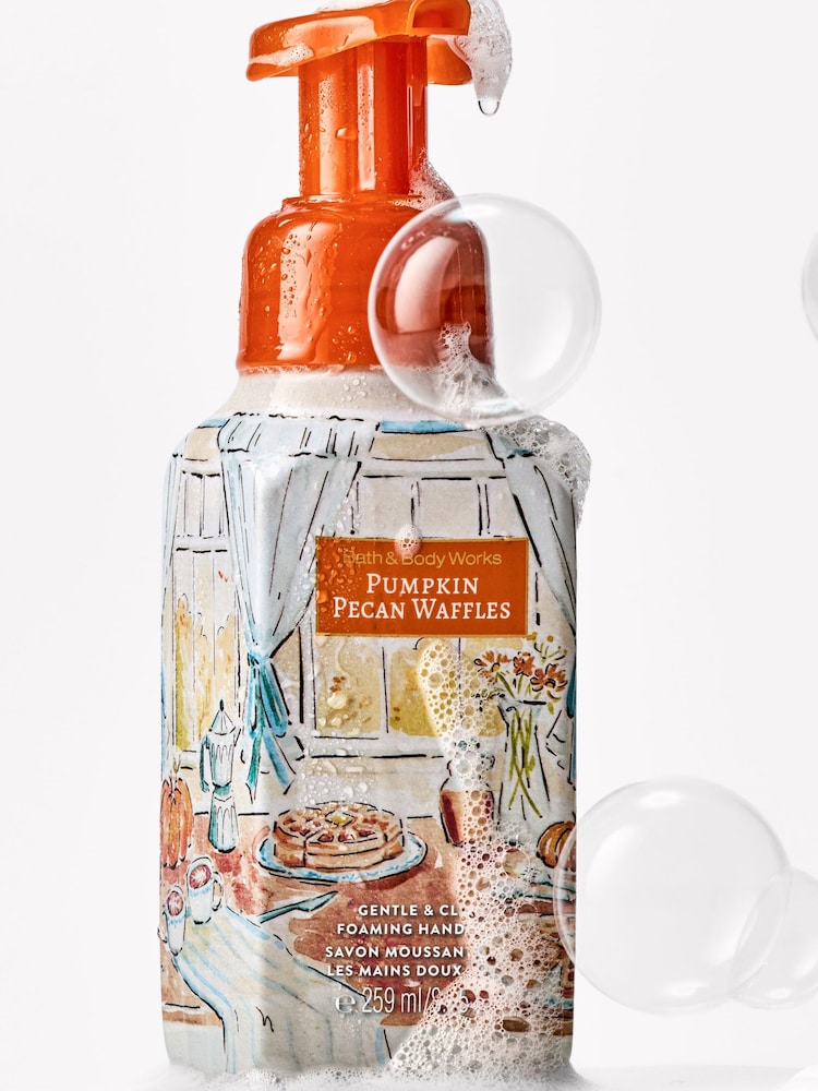 Bath & Body Works Pumpkin Pecan Waffles Gentle & Clean Foaming Hand Soap 259ml - Image 2 of 4 Bath & Body Works Pumpkin Pecan Waffles Gentle & Clean Foaming Hand Soap 259ml - Image 2 of 4