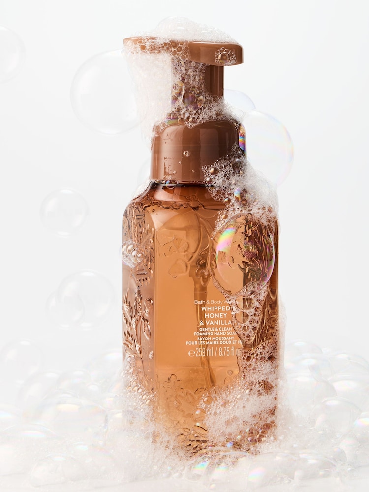 Bath & Body Works Whipped Honey & Vanilla Gentle & Clean Foaming Hand Soap 259ml - Image 2 of 3 Bath & Body Works Whipped Honey & Vanilla Gentle & Clean Foaming Hand Soap 259ml - Image 2 of 3