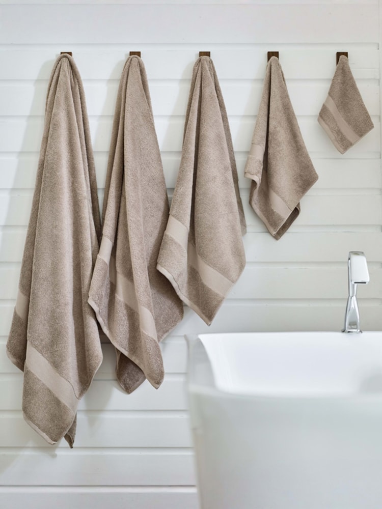 Deyongs Mushroom Egyptian Cotton Embrace Towel - Image 2 of 4 Deyongs Mushroom Egyptian Cotton Embrace Towel - Image 2 of 4