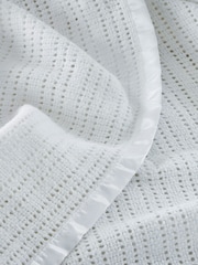 The White Company White Cellular Satin 100% Cotton Winter Blanket - Image 2 of 2