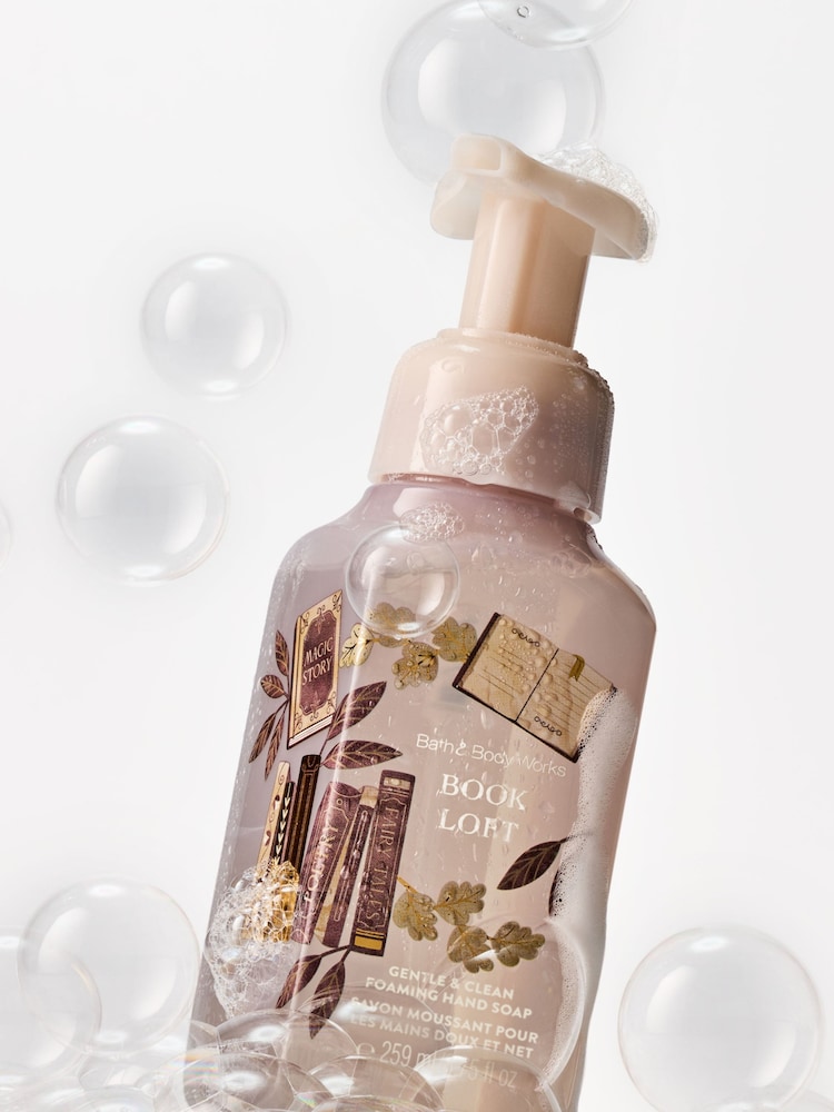 Bath & Body Works Book Loft Gentle & Clean Foaming Hand Soap 259ml - Image 2 of 4 Bath & Body Works Book Loft Gentle & Clean Foaming Hand Soap 259ml - Image 2 of 4
