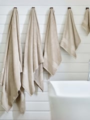 Deyongs Pebble Egyptian Cotton Embrace Towel - Image 2 of 4