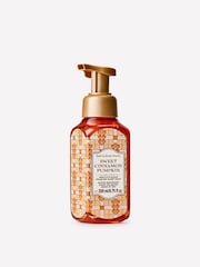 Bath & Body Works Sweet Cinnamon Pumpkin Gentle & Clean Foaming Hand Soap 259ml - Image 1 of 4