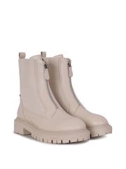 Linzi Cream Della Ankle Boots With Zip Detail - Image 4 of 5