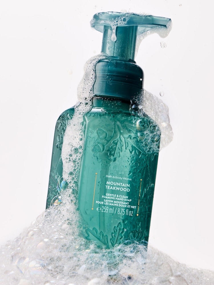 Bath & Body Works Mountain Teakwood Gentle & Clean Foaming Hand Soap 259ml - Image 2 of 2 Bath & Body Works Mountain Teakwood Gentle & Clean Foaming Hand Soap 259ml - Image 2 of 2