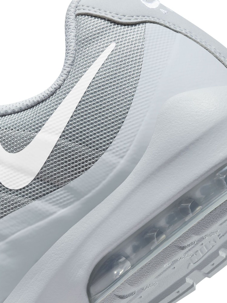 Gris - Nike Air Max Invigor Trainers - Image 9 of 10
