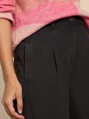 Schwarz - White Stuff Carlie Cargohose mit weitem Bein - Bild 4 von 7