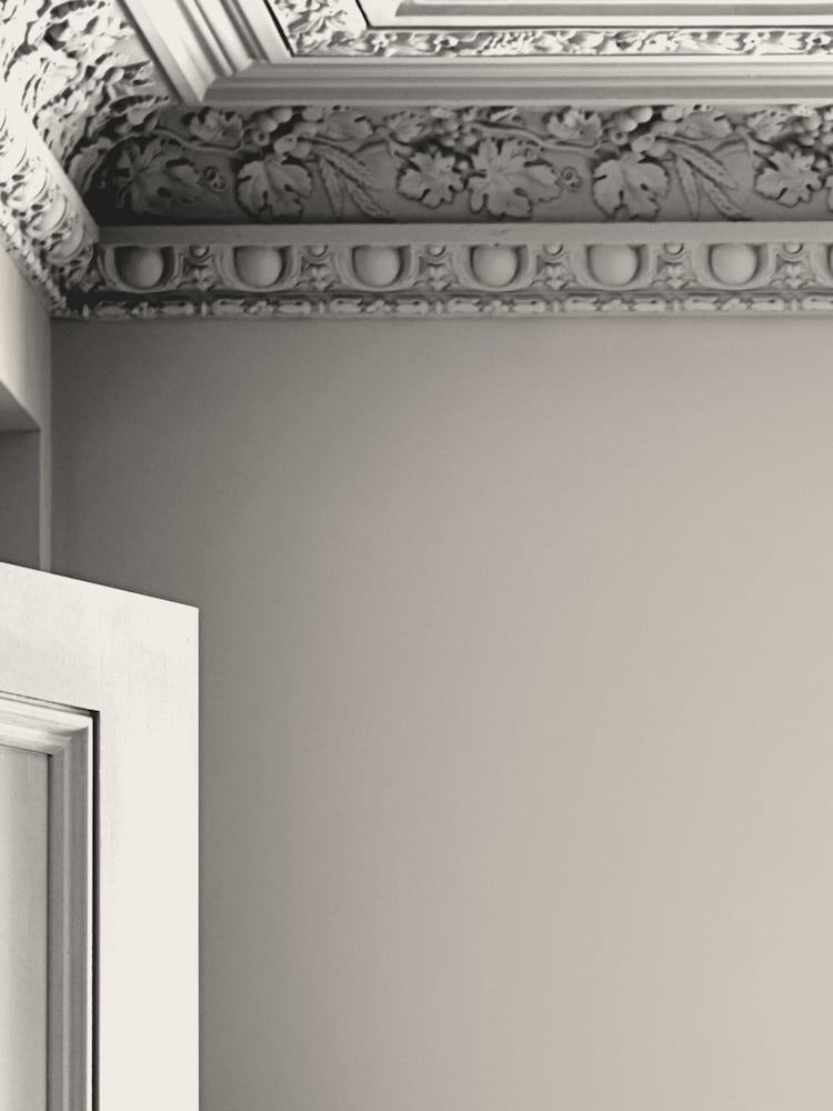Laura Ashley Pale Natural Sable Matt Emulsion 5LT Paint - Image 2 of 4