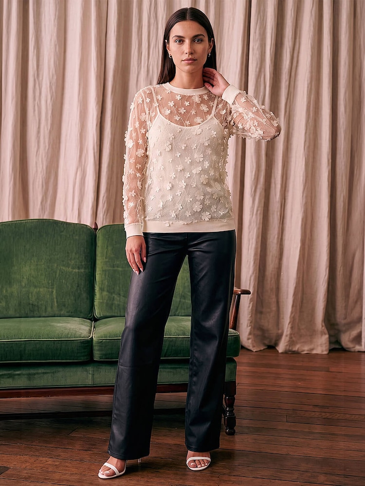 Roman White Mesh Applique Top - Image 2 of 4