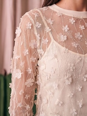 Roman White Mesh Applique Top - Image 4 of 4
