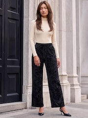 Қара - Roman Velvet Stretch Trousers - 4суретінің 2 суреті