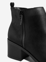 Yours Curve Black Side Zip Block Heels - Image 4 of 4