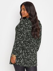 Yours Curve Black/Cream Balloon Sleeve Pleated Front Leopard Print Top - Image 2 of 4