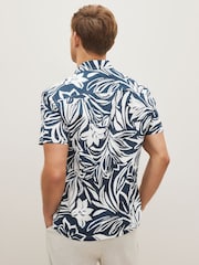 Navy/White Printed Floral Short Sleeve Oxford Shirt - Image 3 of 9