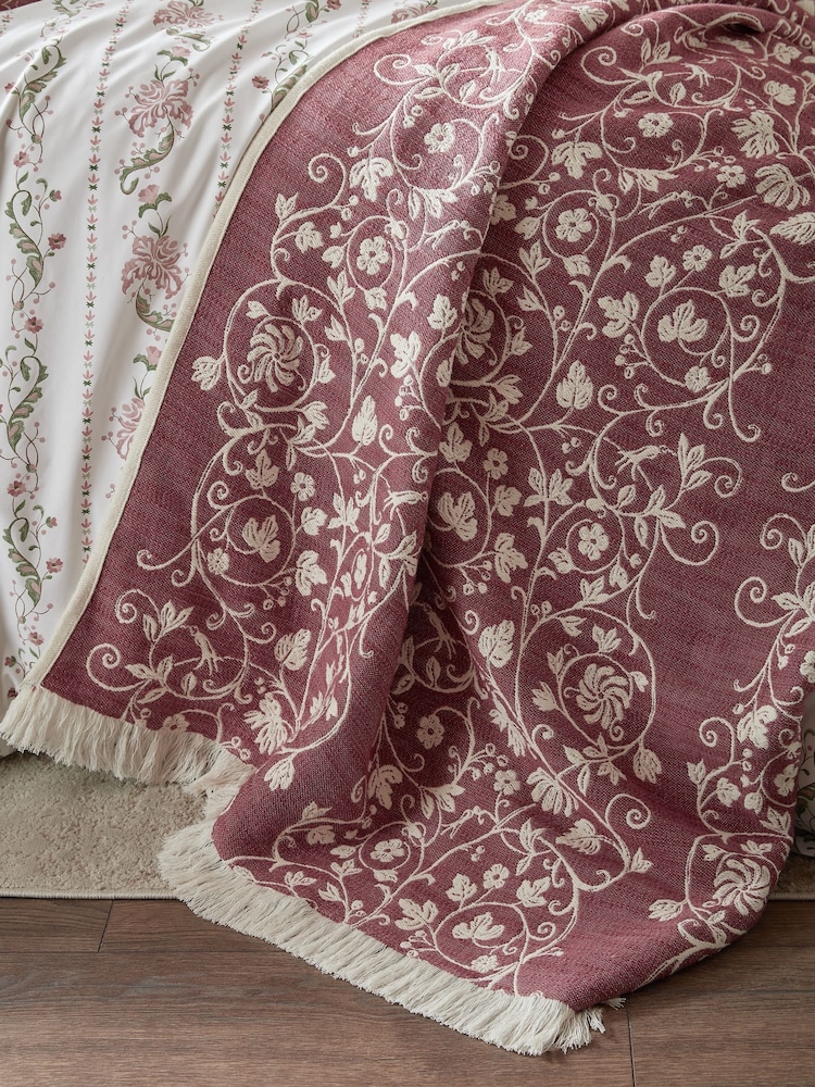 Historic Royal Palaces Antique Rose Pink Tudor Trail Throw - Image 2 of 4 Historic Royal Palaces Antique Rose Pink Tudor Trail Throw - Image 2 of 4