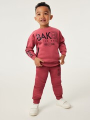 أحمر عنابي - طقم سترة وبنطلون رياضي (0-6سنوات) طباعة أحرف Baker by Ted Baker - Image 1 of 11