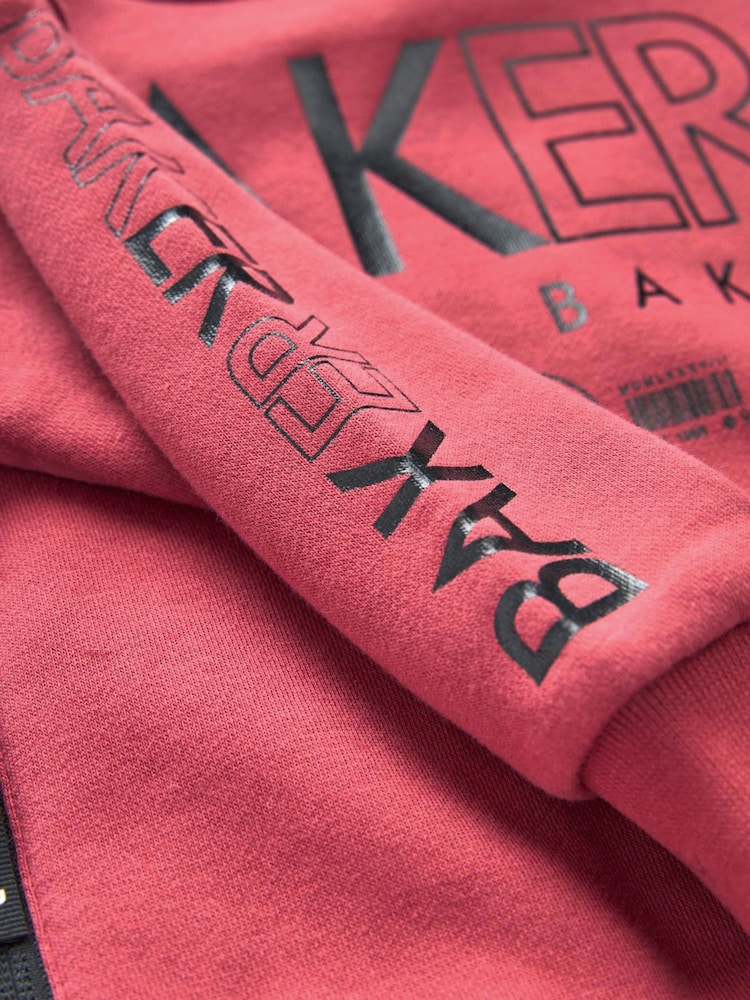 أحمر عنابي - طقم سترة وبنطلون رياضي (0-6سنوات) طباعة أحرف Baker by Ted Baker - Image 9 of 11