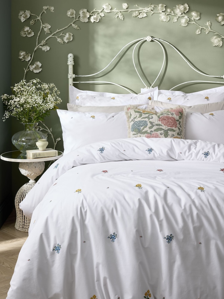 Historic Royal Palaces Multi White Royal Embroidery 200 Thread Count Duvet Cover and Pillowcase Set - Image 1 of 5 Historic Royal Palaces Multi White Royal Embroidery 200 Thread Count Duvet Cover and Pillowcase Set - Image 1 of 5