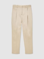 Champagner/Neutral - Reiss Ellen Taper Satin Single-Pleat Tapered Trousers - Bild 2 von 7