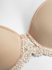 Wacoal Embrace Lace T-Shirt Contour Bra - Image 5 of 5