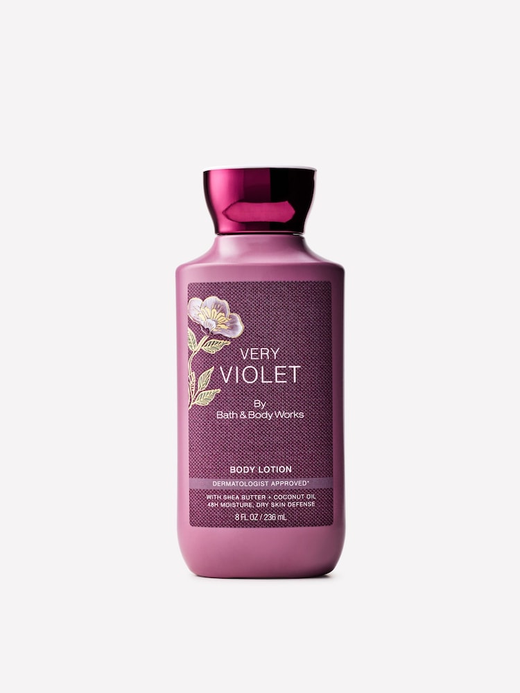 Bath & Body Works Very Violet Daily Nourishing Body Lotion 236ml - Image 1 of 2 Bath & Body Works Very Violet Daily Nourishing Body Lotion 236ml - Image 1 of 2