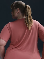 Rot - Nike Curve One Classic Dri-fit Kurzärmeliges Fitness-T-Shirt - Bild 2 von 5