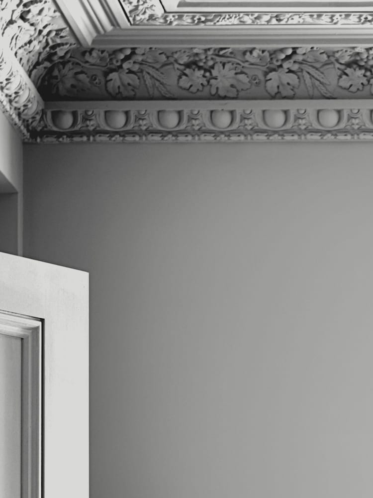 Laura Ashley Pale Steel Grey Matt Emulsion 5LT Paint - Image 2 of 4