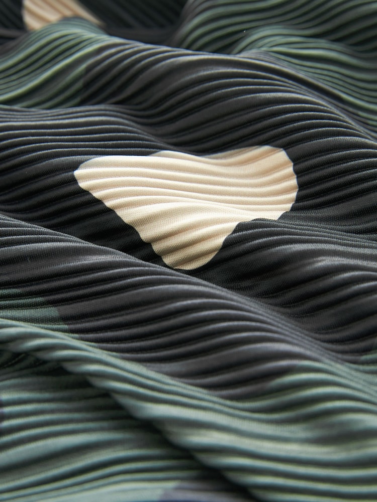 Khaki Green Animal Print Maternity Plissé Jumpsuit - Image 7 of 7