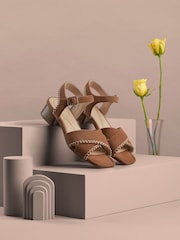Clarks Brown Leather Serina35 Cross Sandals - Image 1 of 10