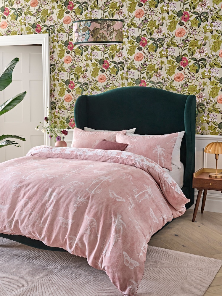 Clarke & Clarke Pink 200 Thread Count Duvet Cover and Pillowcase Set - Image 2 of 7