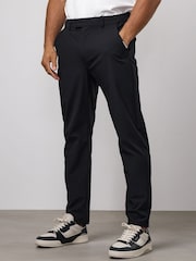 Gym King Black Signature Woven Trousers - Image 4 of 5