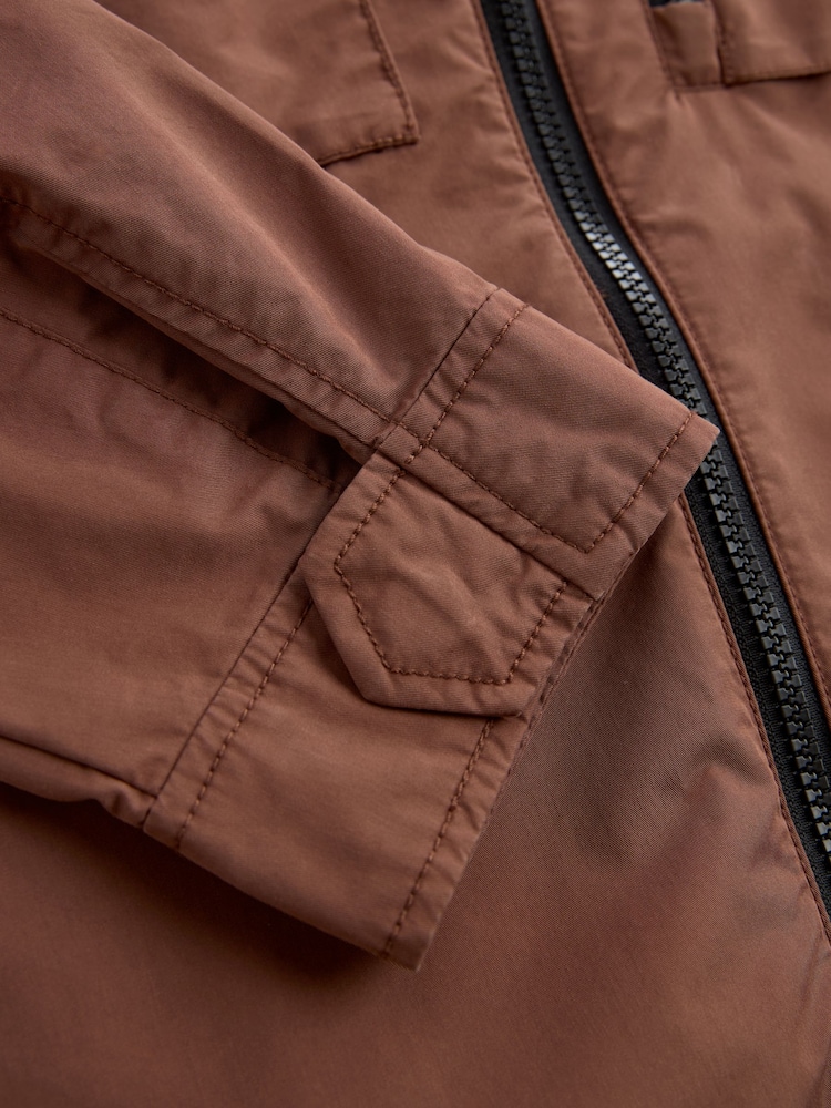 Rostbraun - Utility-Hemdjacke mit Kapuze - Bild 12 von 12 Rostbraun - Utility-Hemdjacke mit Kapuze - Bild 12 von 12