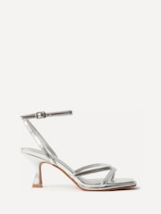 Silber - Linzi Glazed Toe Post Heeled Sandals - Bild 2 von 5