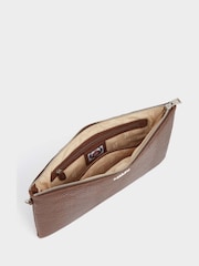 بني - كيس​​​​​​​ جلد The Nevada من Osprey London - صورة 2 من 3