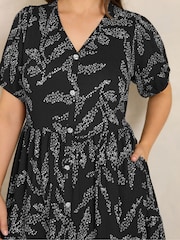 Evans Black Textured V-Neck Button Leaf Print Dress - Image 4 of 6