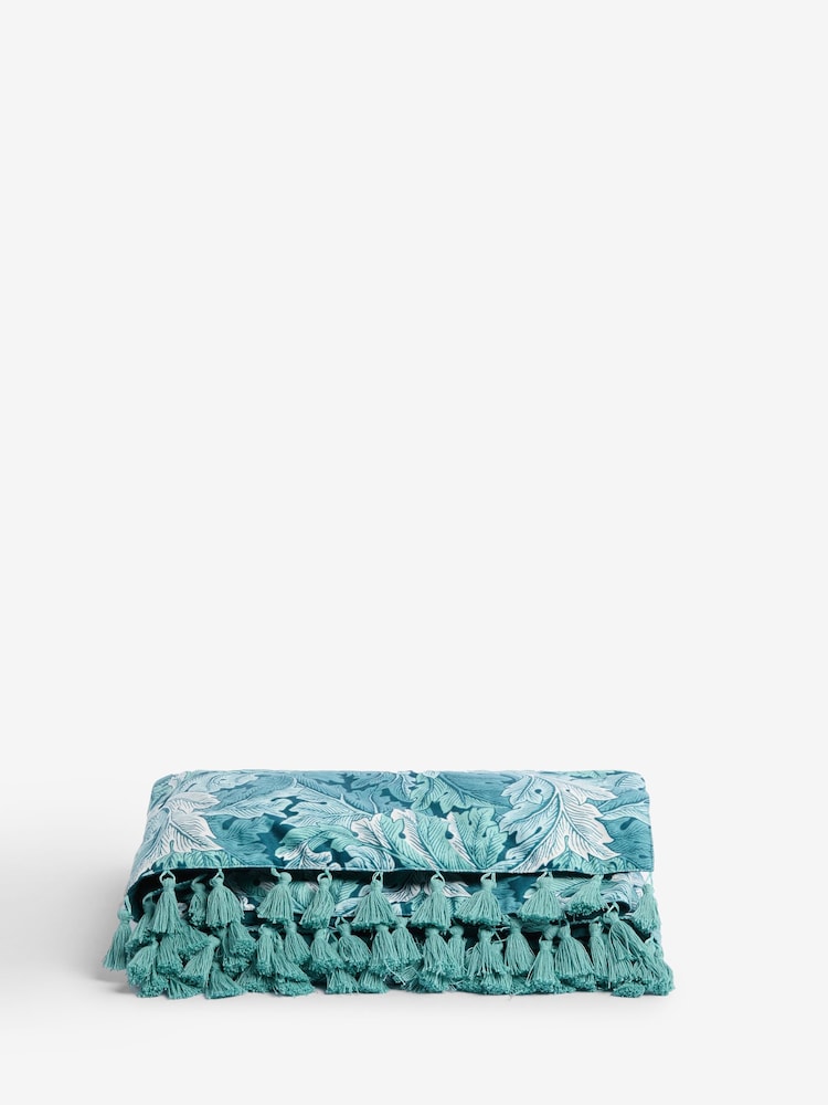 Clarke & Clarke Green William Morris Acanthus Velvet 100% Cotton Throw - Image 3 of 3