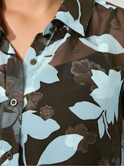 Yours Curve Blue London Jacquard Floral Shirt - Image 4 of 6