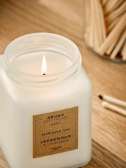 White Bronx Cedarwood and Lavender Single Wick Fragranced Candle - Image 3 of 4