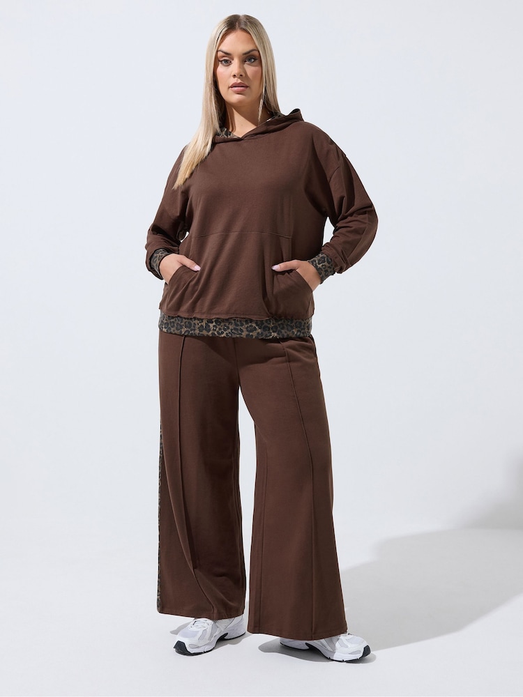 Yours Curve Brown Limited Leopard Hoodie - Image 2 of 6 Yours Curve Brown Limited Leopard Hoodie - Image 2 of 6
