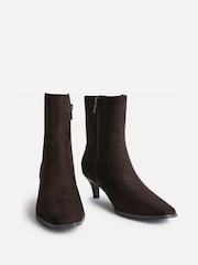 Linzi Brown Invite Chelsea Inspired Ankle Boots - Image 3 of 5