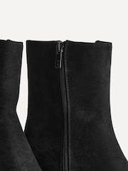 Linzi Black Invite Chelsea Inspired Ankle Boots - Image 5 of 5