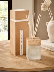 Bronx Cedarwood and Lavender 400ml Fragranced Reed Diffuser - Image 1 of 3